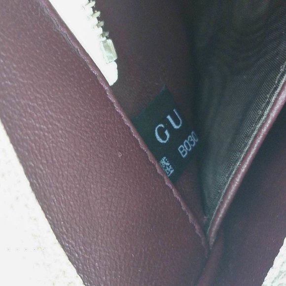 GUCCI White Leather Shoulder Bag - Picture 15 of 15